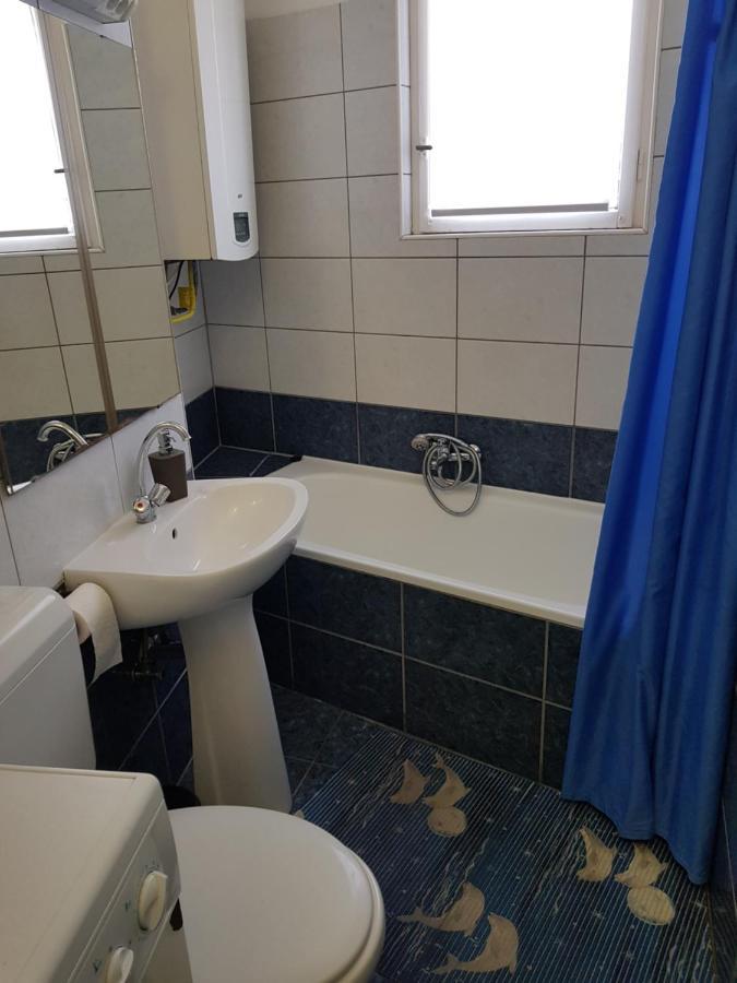 Belvarosi Apartman Apartment เอ็กเกอร์ ภายนอก รูปภาพ